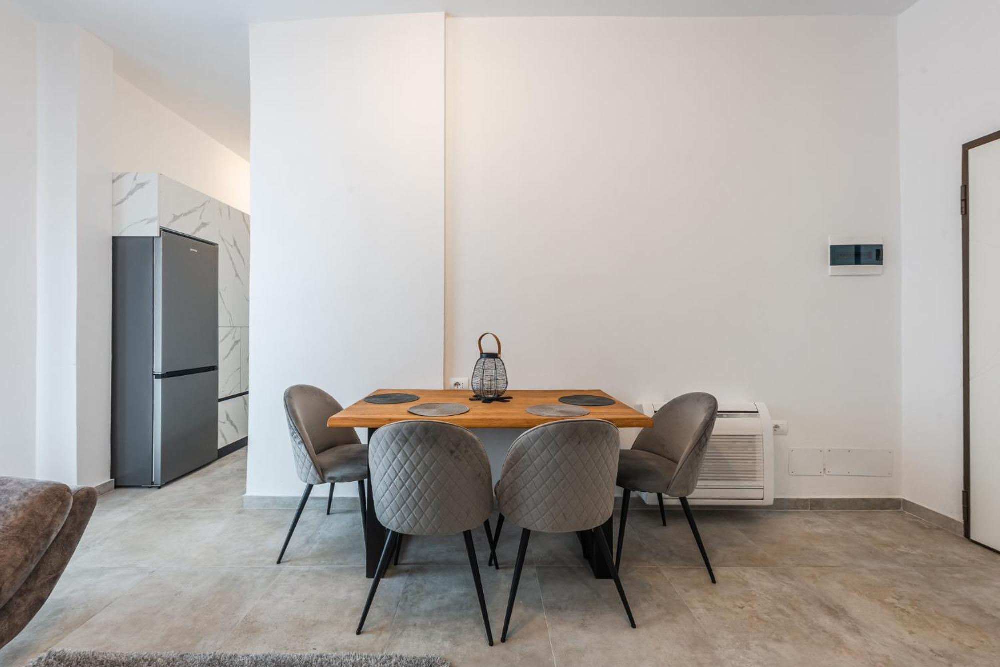 Royal Hill Apartments By Ps Δυρράχιο Εξωτερικό φωτογραφία
